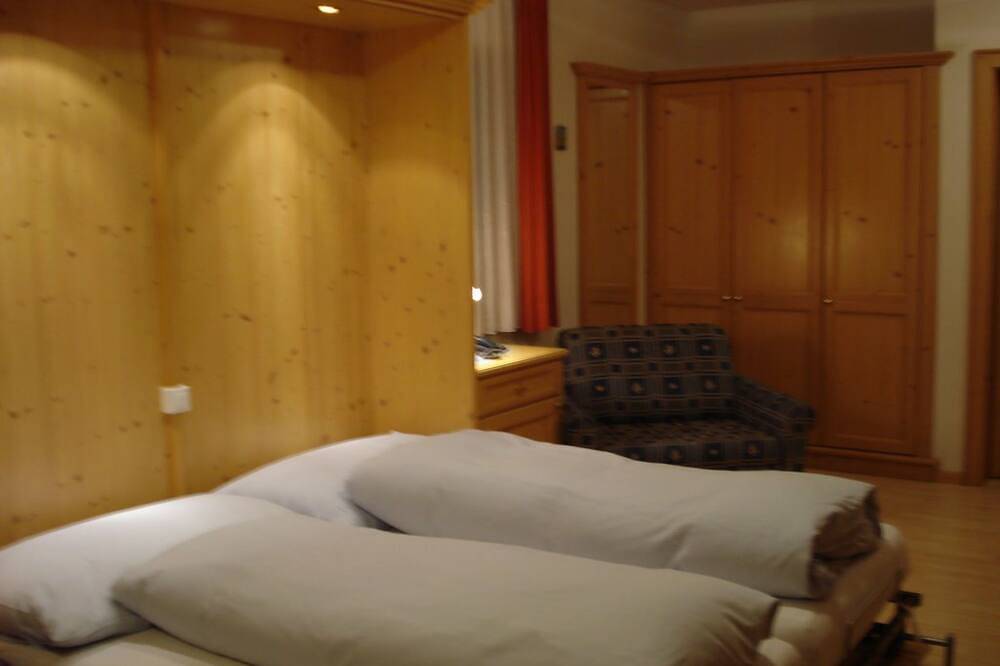 Geheel appartement, Chasa Valetta, (Samnaun-Laret). in Compatsch (Samnaun), Samnaun