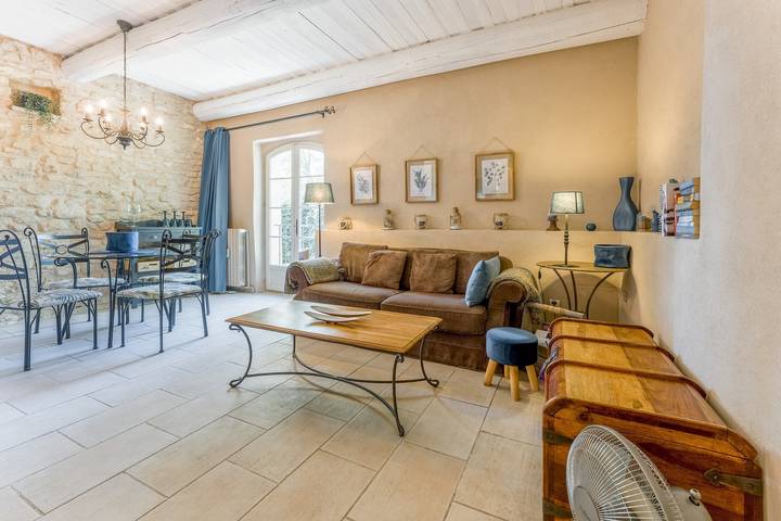 Chambre d’hôte pour 3 personnes, avec jardin à L'Isle-sur-la-Sorgue - 2
