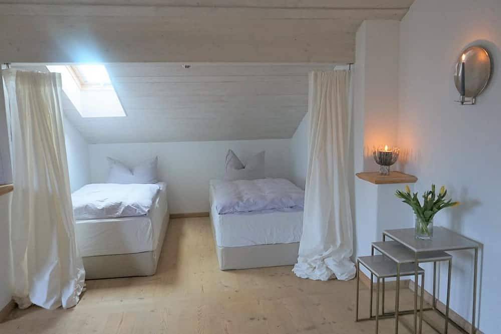 Ganze Wohnung, Ferienwohnung Murnauer Moos - Studios Murnauer Moos in Murnau am Staffelsee, Das Blaue Land