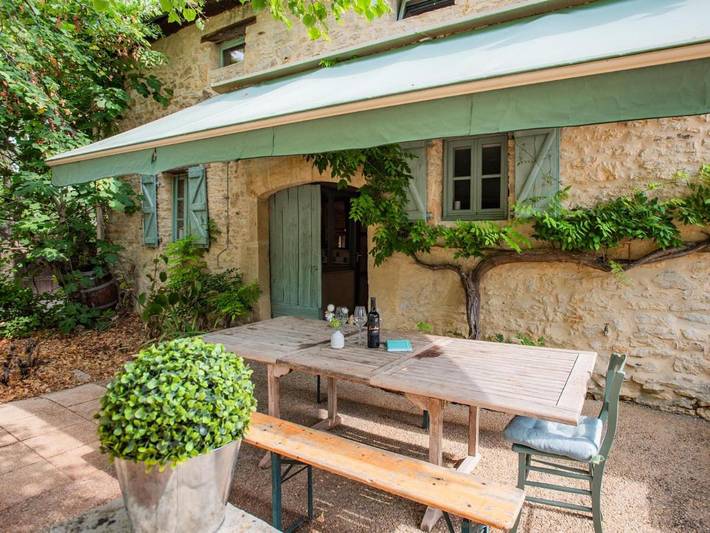 Location de vacances pour 9 personnes, avec piscine et terrasse à Dégagnac - 3