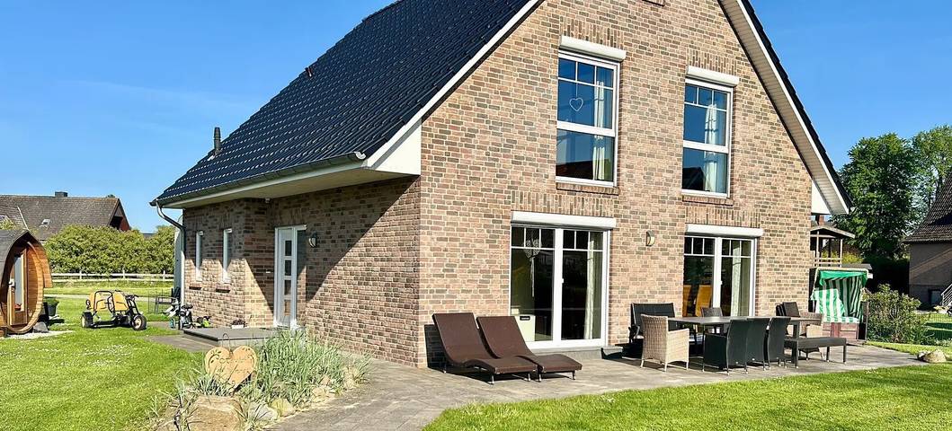 Ferienhaus für 9 Personen, mit Sauna und Garten, kinderfreundlich