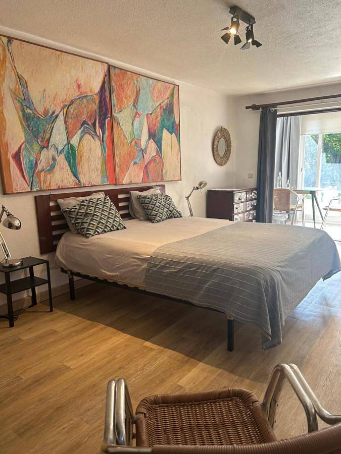 Maison d’hôte pour 2 personnes, avec vue ainsi que terrasse et jardin à Estoril - 4