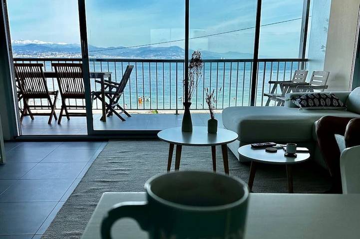 Gîte pour 4 personnes, avec balcon dans Plage de la Salis - 4