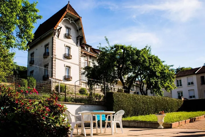Hotel para 2 personas, con jardín y terraza - 1