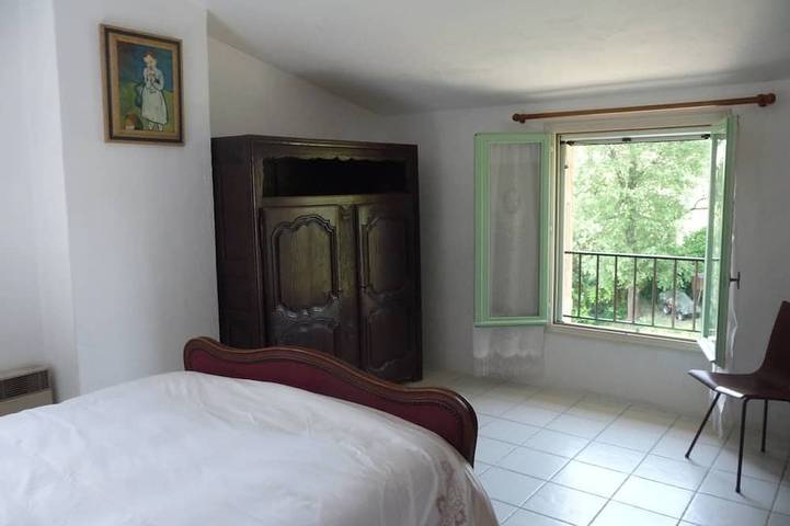 Schöne unabhängige Villa mit privatem Pool und großem Garten in der Nähe von Vence in La Gaude, Mittelmeerküste (Frankreich)