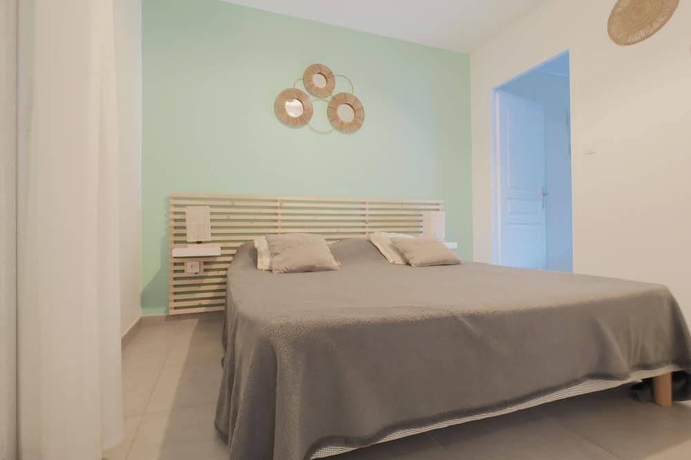 Ganze Wohnung, Charming T2 between the Verdon lakes and Gréoux in Allemagne-en-Provence, Regionaler Naturpark Verdon