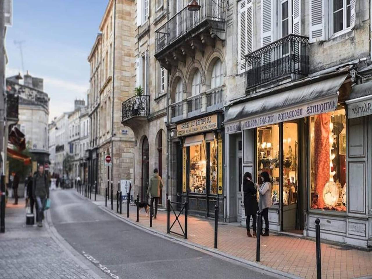 Geheel appartement, Duplex appartement nabij station St-Jean in Bordeaux, Bordeaux en omgeving