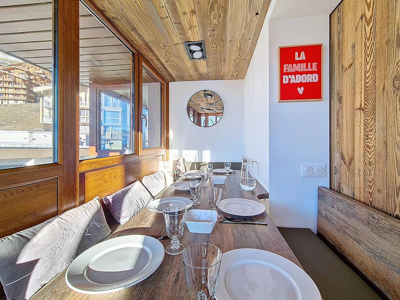 Apartamento entero, Amplio apartamento con Wi-Fi, balcón, cerca de pistas, 8 personas in Val Thorens, Les Trois Vallées