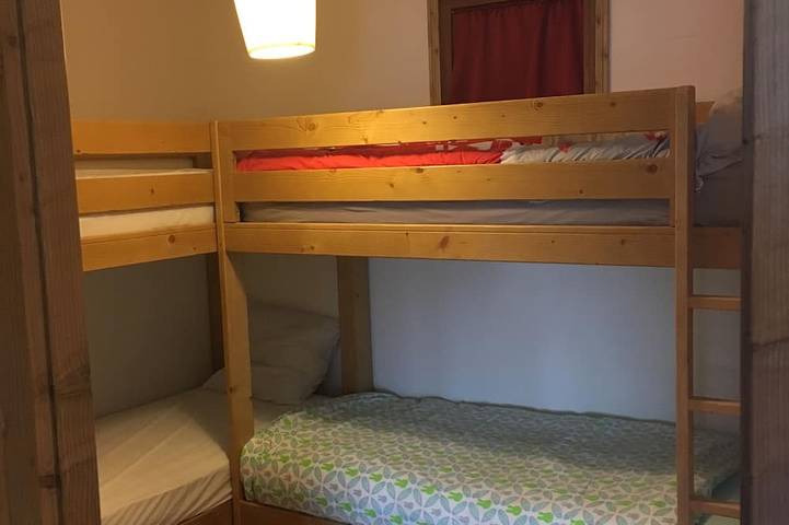 Ganze Wohnung, Arc 1800 Iseran, beheiztes Schwimmbad, Ski-in-Ski-out, überdachter Parkplatz, großer Balkon in Arc 1800, Bourg-Saint-Maurice