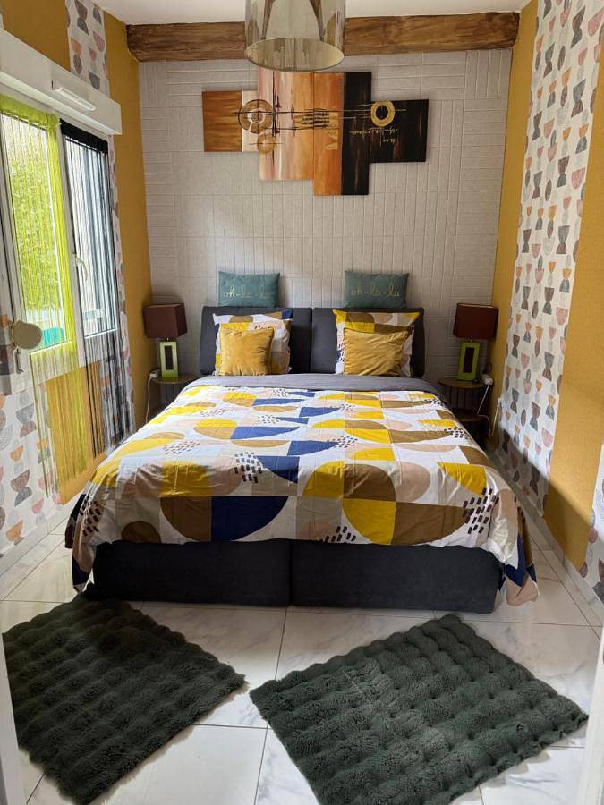 Two-Bedroom House in Florange, Moselle