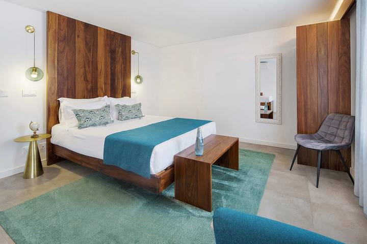 Quarto para 4 pessoas, com jardim em Terceira