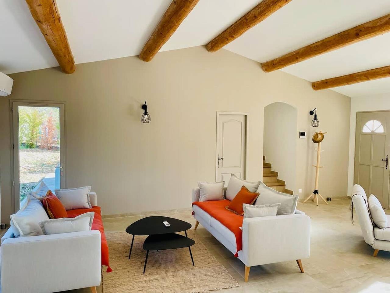 Villa panorámica con piscina in Saint-Saturnin-lès-Apt, Parque natural regional del Luberon