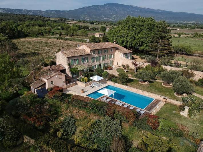 Maison de vacances pour 12 personnes, avec jardin et sauna ainsi que vue et piscine