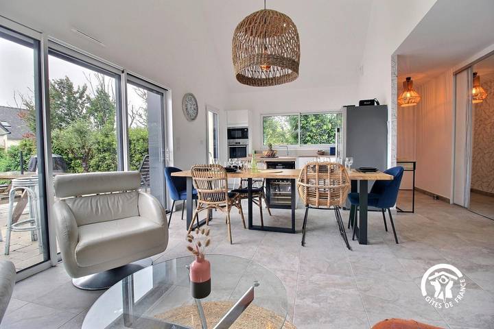 Gîte pour 6 personnes, avec Terrasse dans Plage De Treherve - 4