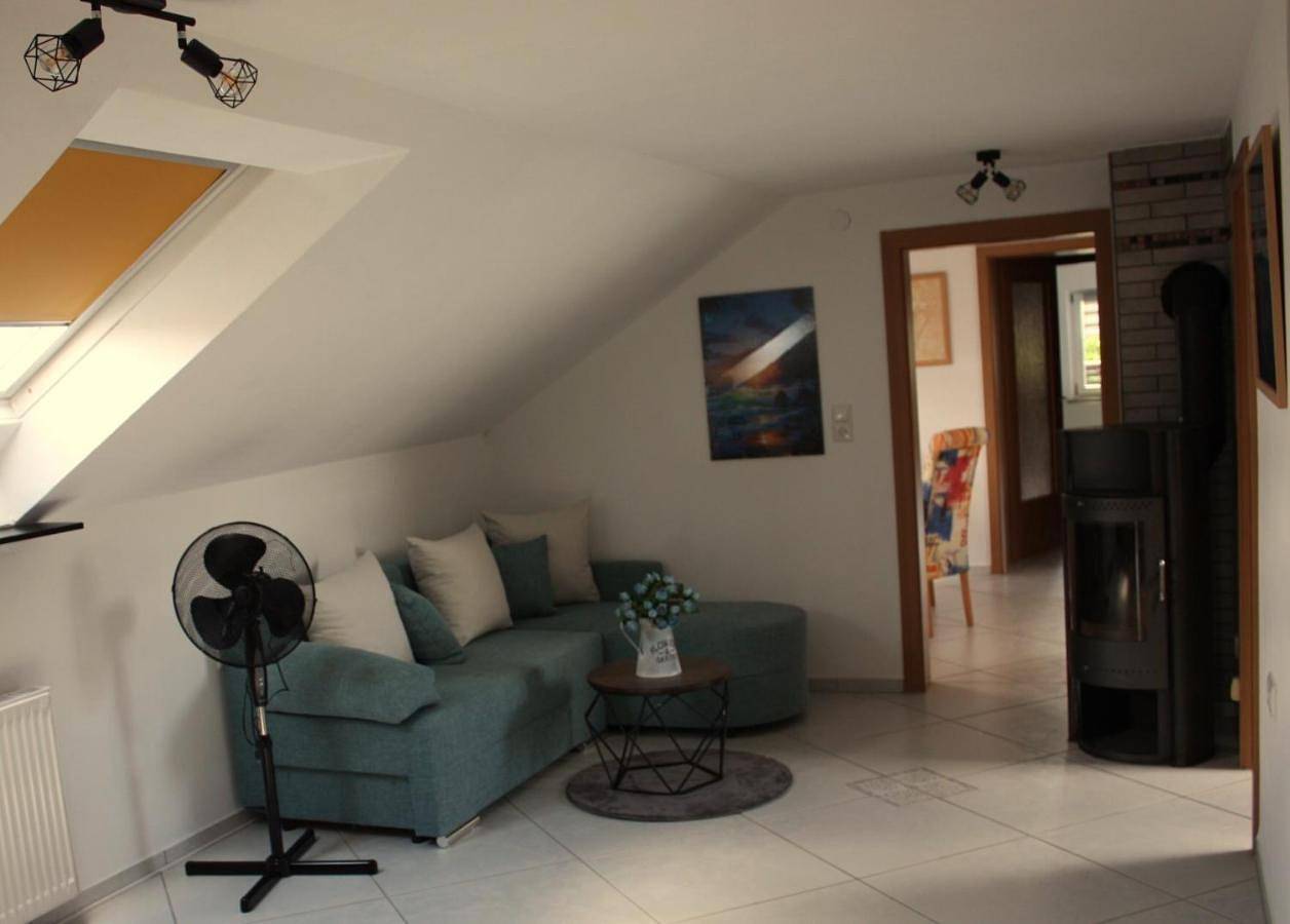 Ganze Wohnung, Ferienwohnung Waldblick in Memmelsdorf, Landkreis Bamberg