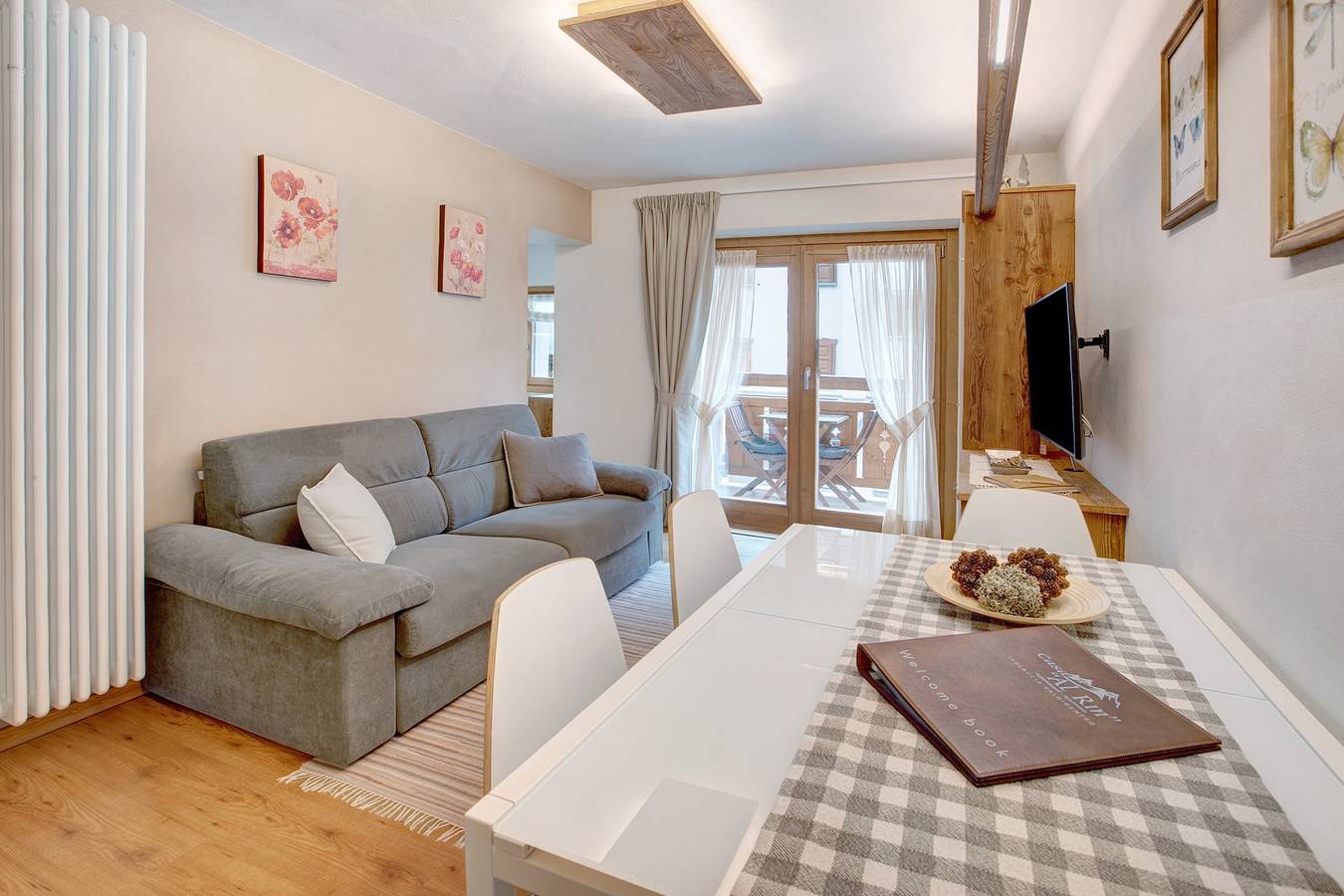 Appartamento intero, Appartamento "Casa Al Rin Ski Bike e Wellness" con balcone e Wi-Fi in Isolaccia, Valdidentro