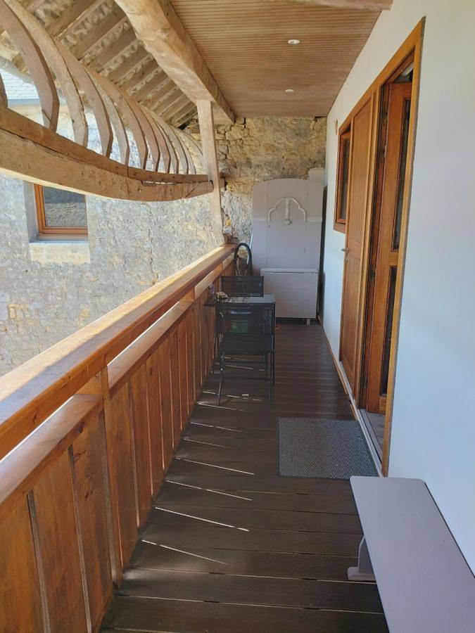 Gîte pour 4 personnes, avec Balcon et Terrasse ainsi que Jardin et Vue à Commes - 2