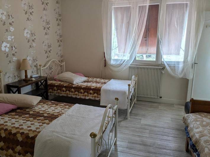 Chambre d’hôte pour 9 personnes, avec terrasse ainsi que vue et jardin - 1