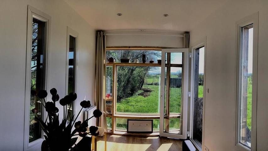 Location de vacances pour 7 personnes, avec Terrasse ainsi que Jardin et Vue à Brianny