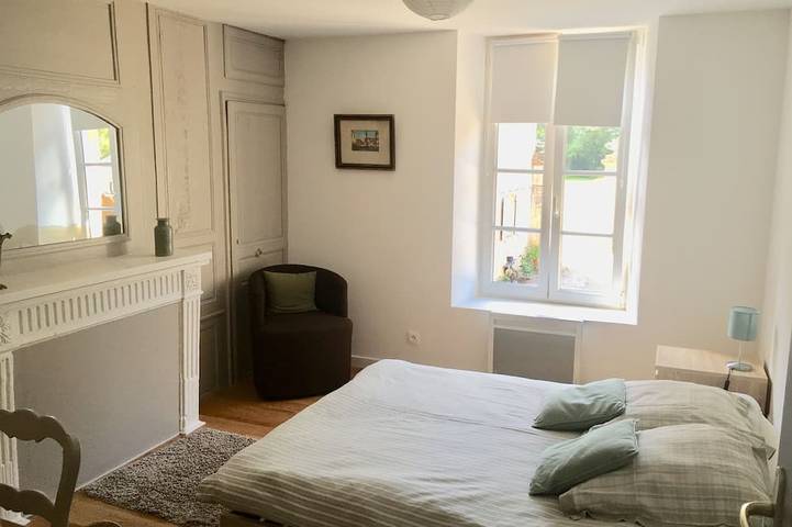 Gîte pour 6 personnes, avec terrasse et jardin à Commes - 4