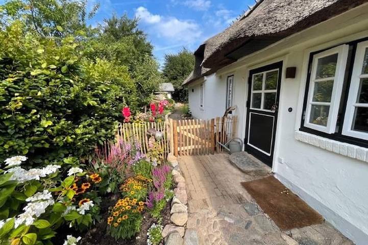 Ferienhaus für 4 Personen, mit Terrasse und Garten in Stoltebüll