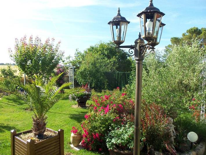 Gîte pour 3 personnes, avec jardin ainsi que terrasse et vue à Thairé - 3