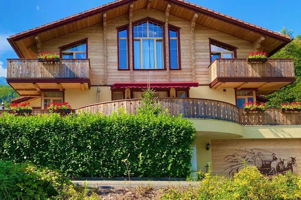Ganze Wohnung, Cozy Accomodation Retreat for Families in Walensee (Heidiland), Quarten