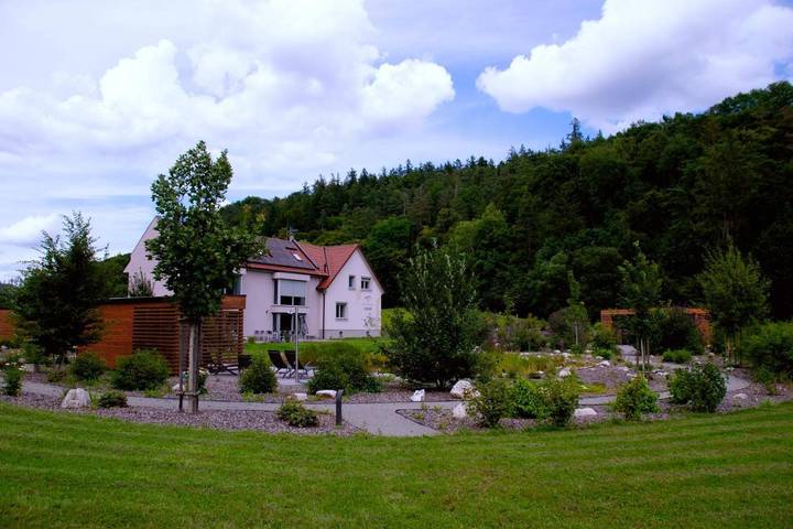 Ferienhaus für 21 Personen, mit Sauna und Ausblick sowie Pool und Garten - 1