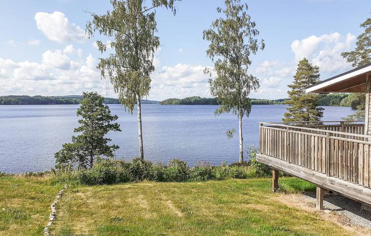 Hus för 4 Personer med trädgård in Dalsland