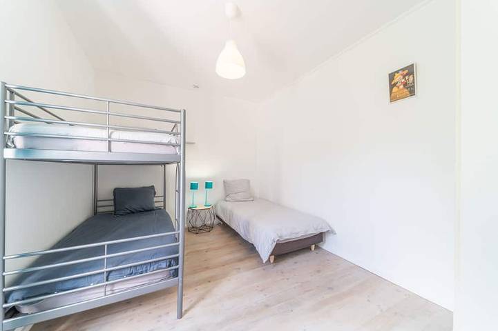 Location de vacances pour 5 personnes, avec balcon et jardin à Couches - 3