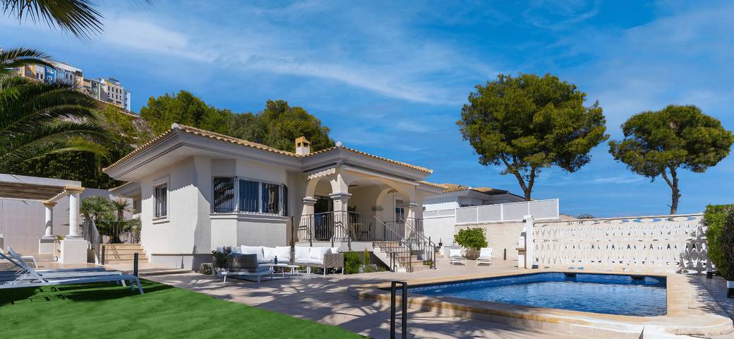 Casa de vacaciones para 6 personas, con Terraza además de Jardín y Piscina en Jijona