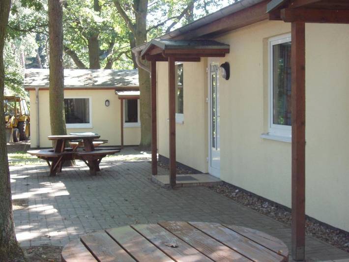 Hostel für 4 Personen, mit Whirlpool und Sauna sowie Garten in Dobin am See