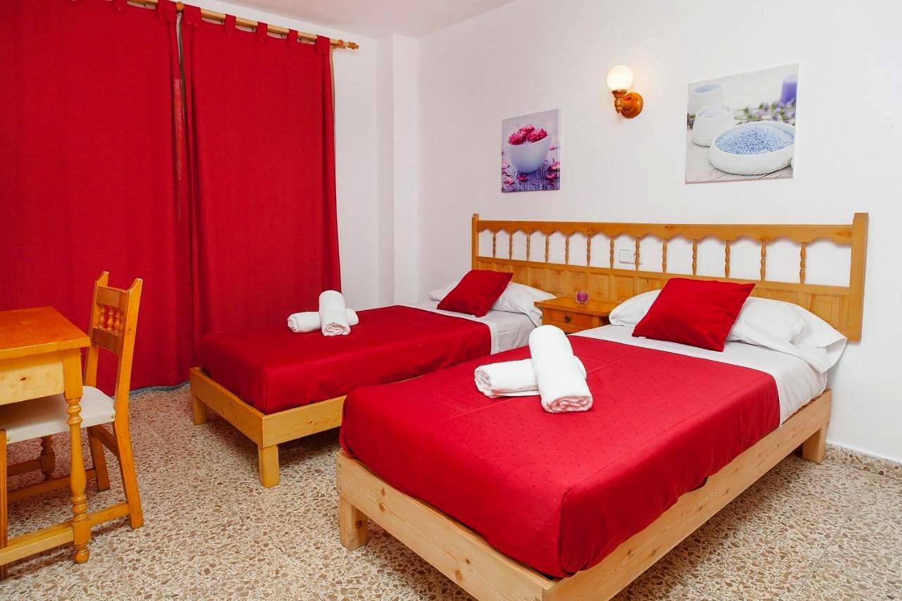 Apartamentos Puet in Ocean Beach Ibiza, Sant Antoni de Portmany