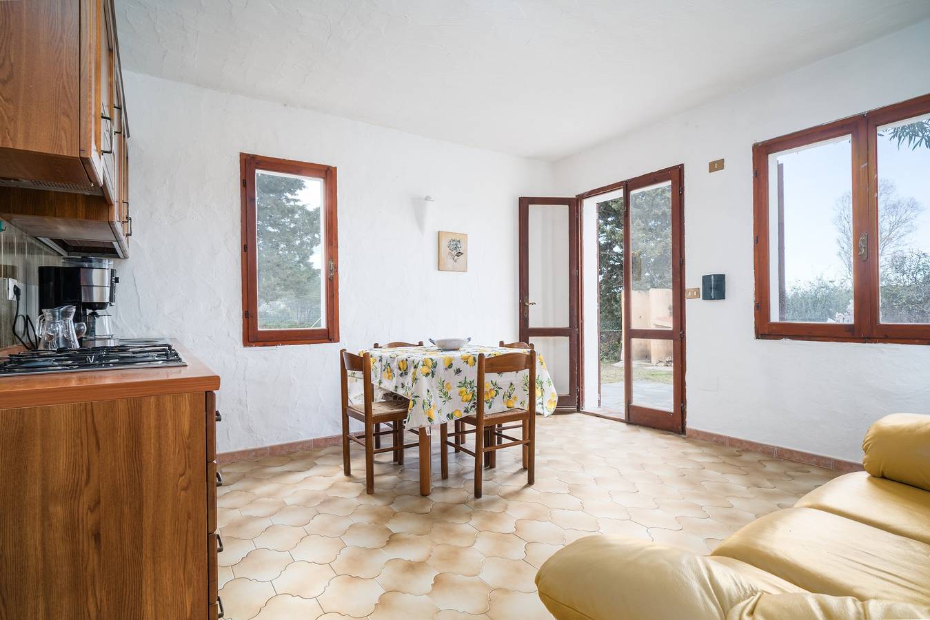 Appartamento intero, Appartamento 'Nibaru 2 Mare' con terrazza condivisa, giardino condiviso e Wi-Fi in Budoni, Olbia-Tempio