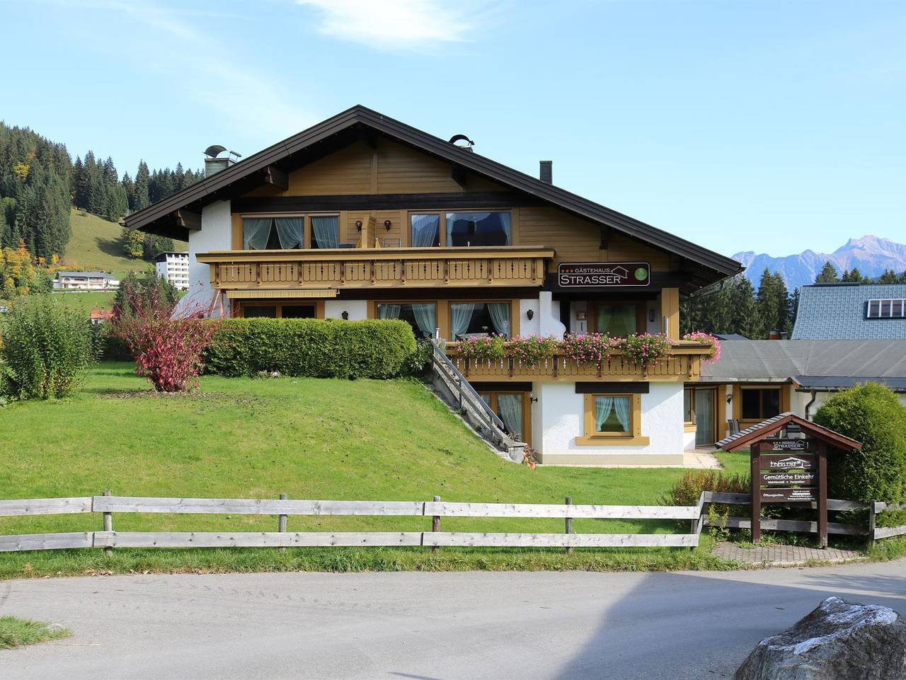 Ganze Ferienwohnung, Gästehaus Strasser in Riezlern, Mittelberg