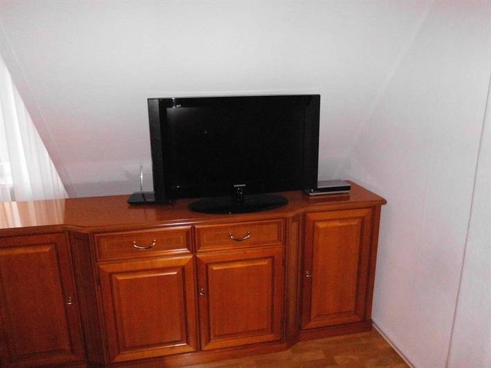 Ganze Ferienwohnung, Fewo Vieburger Gehölz, Badewanne, Wohn-/Schlafraum in Kieler Förde, Kiel