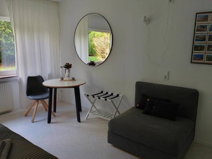 Ferienwohnung für 5 Personen, mit Terrasse und Garten sowie Ausblick in Kreuztal