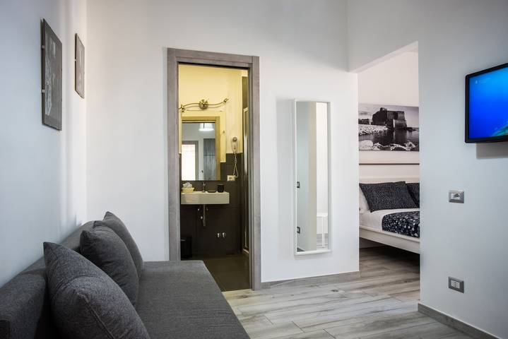 Ferienwohnung für 3 Personen, mit Balkon und Terrasse in Neapel - 2