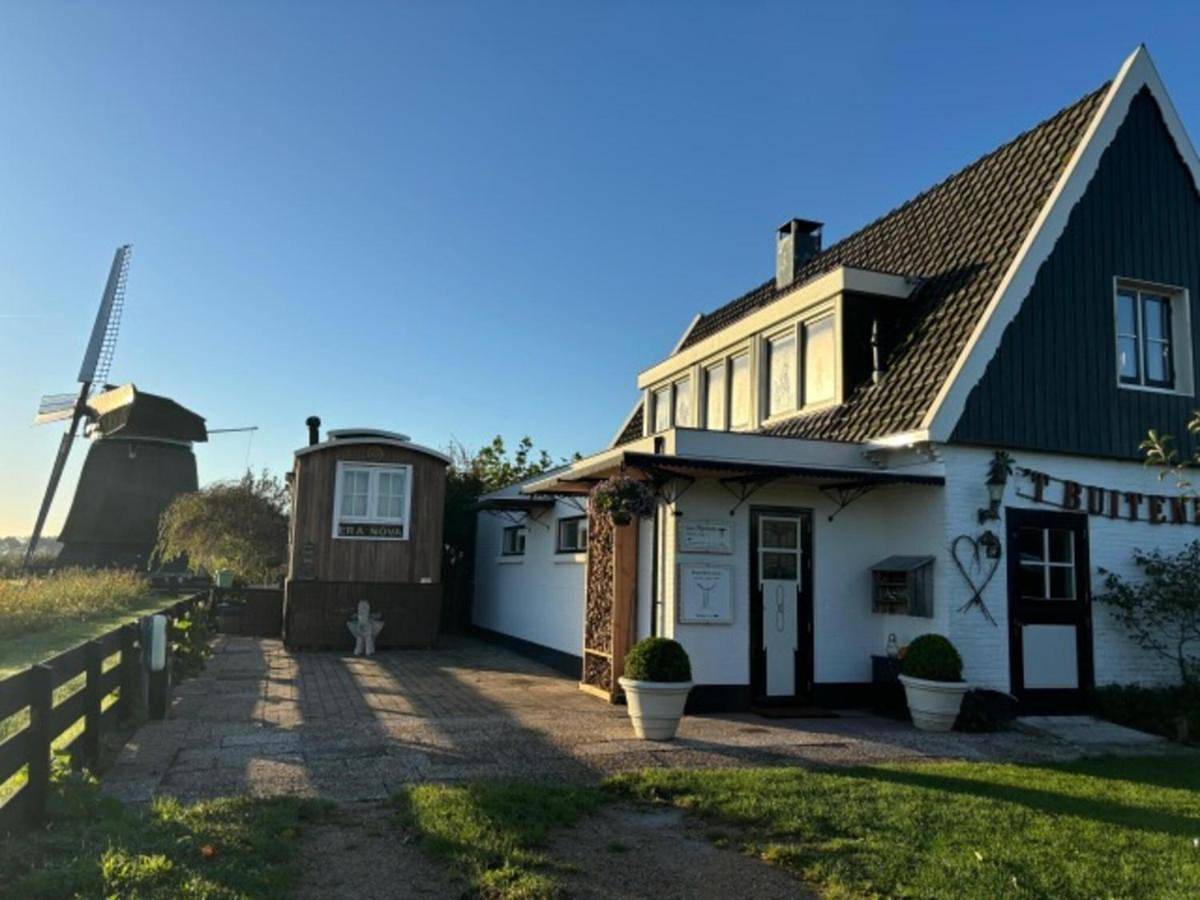 Tiny House in 't Zand near Beach and Forest in Niederländische Nordsee