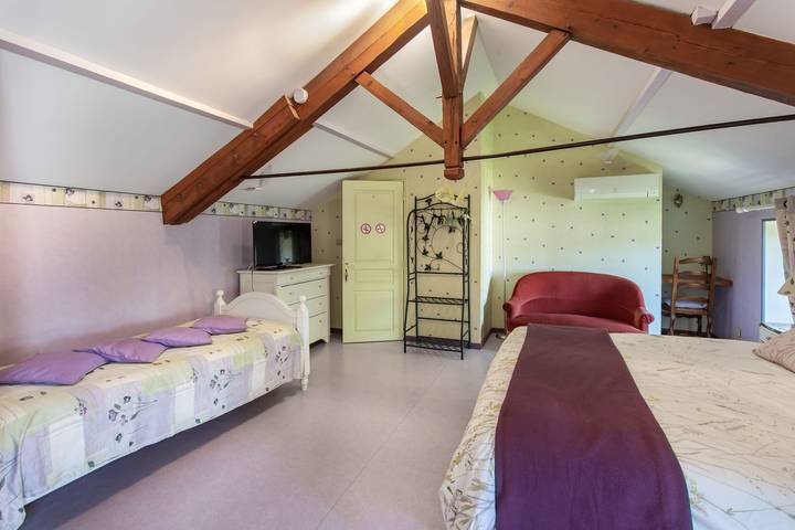Chambre d’hôte pour 3 personnes, avec jardin, animaux acceptés dans les Deux-Sèvres - 2