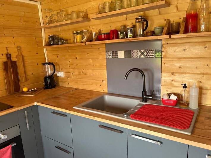 Gîte pour 2 personnes, avec jardin ainsi que vue et terrasse à Aubazines - 3