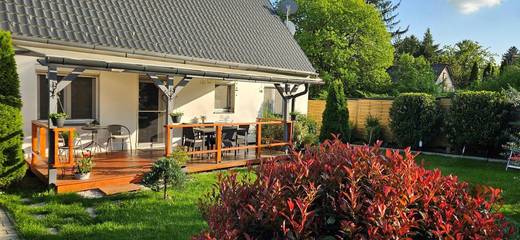 Ferienhaus für 2 Personen, mit Sauna und Whirlpool sowie Garten in Plattensee nordufer