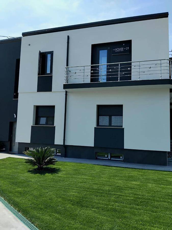 House 21 Residence Room in Collecchio, Province de Parme