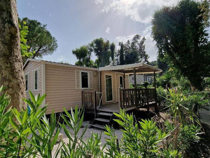 Camping pour 4 personnes, avec terrasse dans Massif de l'Esterel - 3