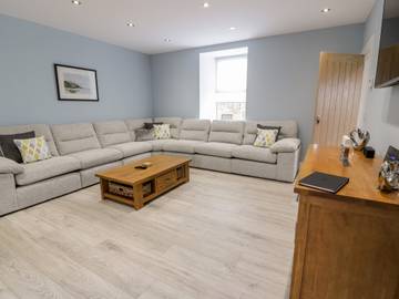 Log Cabin for 6 People in Ayrshire, Lowlands, Photo 3