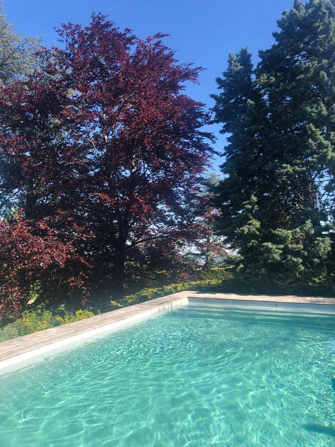 Gîte pour 4 personnes, avec terrasse ainsi que vue et piscine à Saint-Didier-au-Mont-d'Or - 2