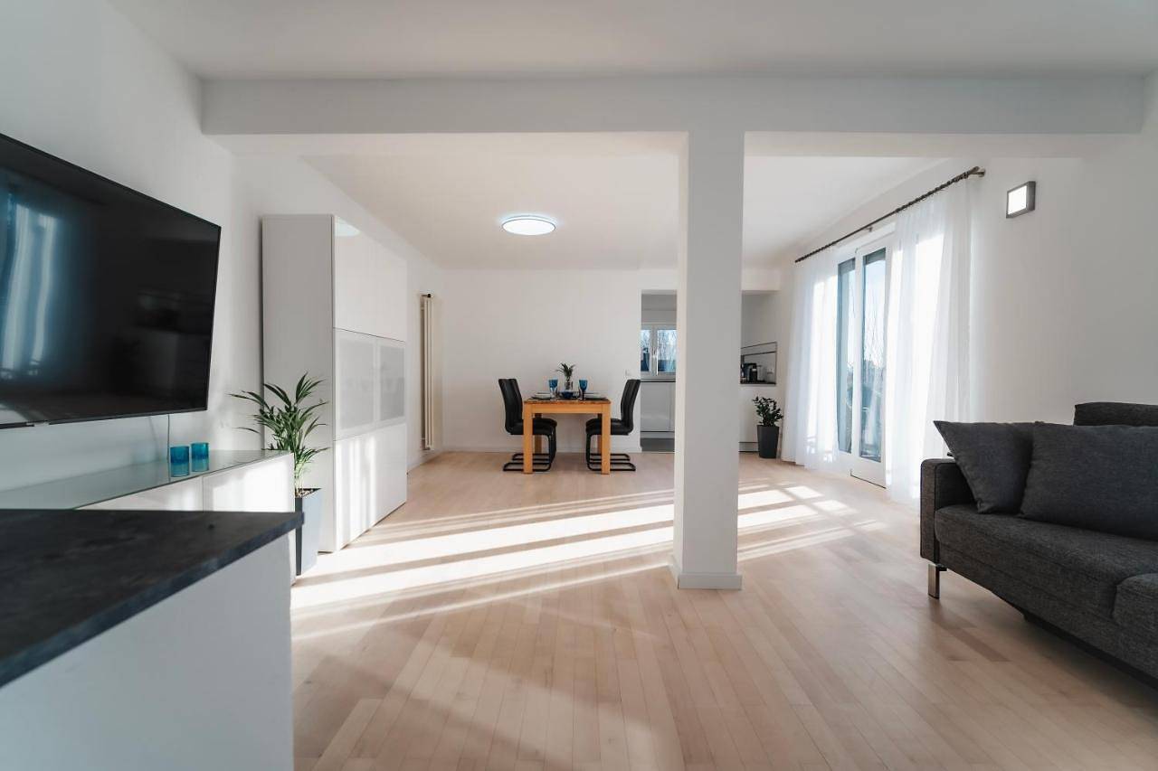 Ganze Wohnung, Two-Bedroom Apartment in Feldafing, Starnberger See