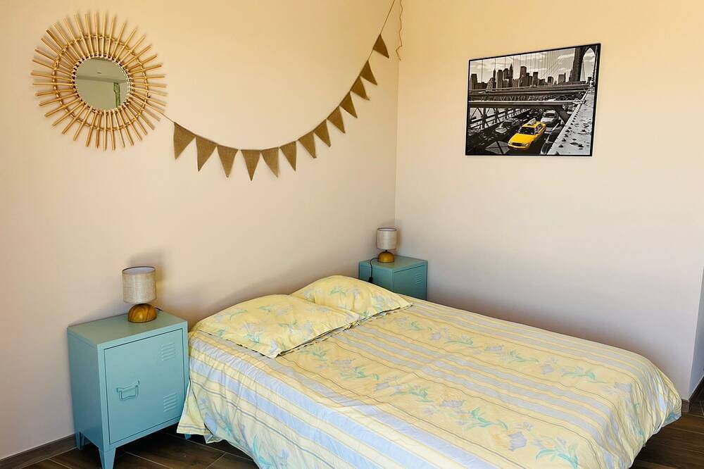 Ganze Wohnung, Large 50m2 studio, in the heart of the Maquis, San gavino di Figari in Figari, Sartène und Umgebung