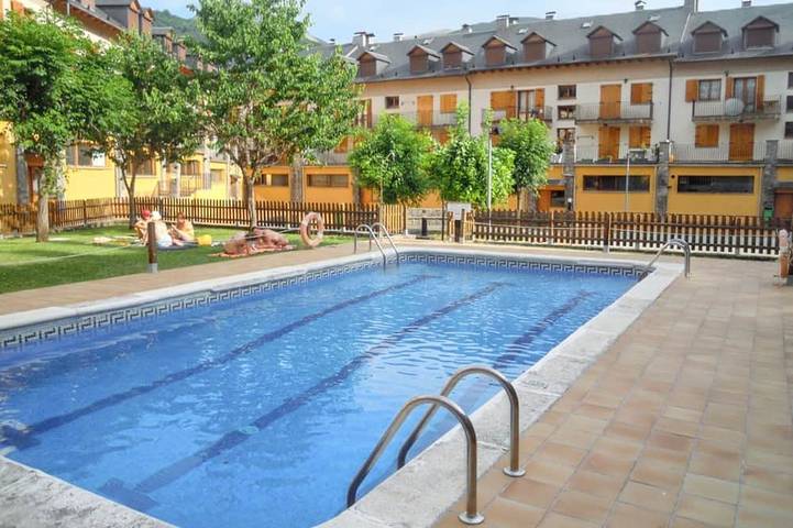 Holiday apartment for 3 people, with pool - 1