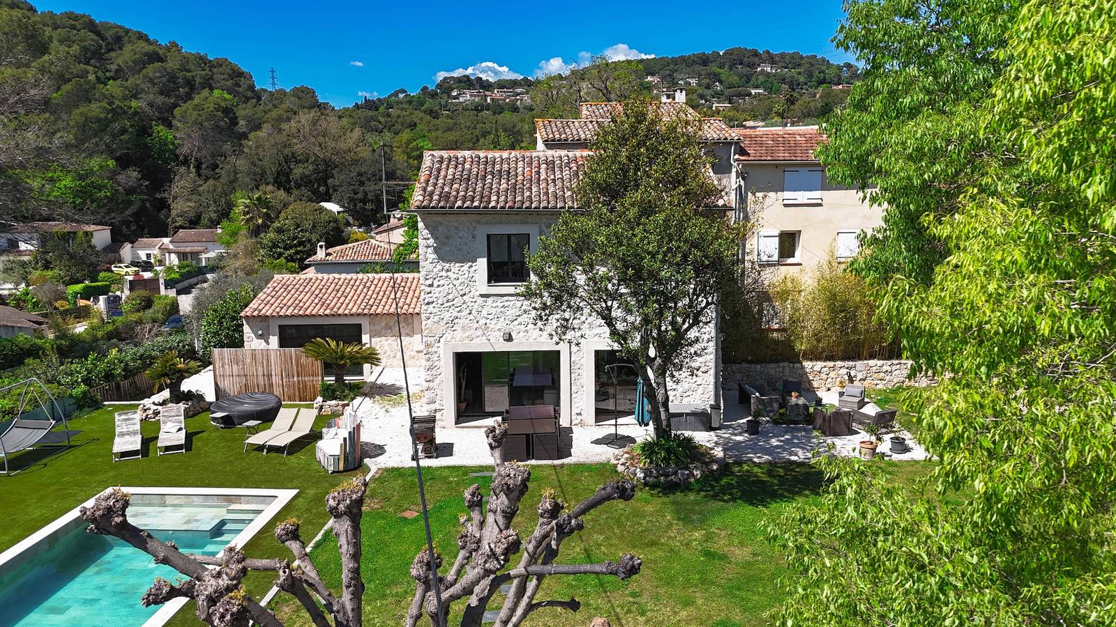 Cabrières in Mougins, Costa mediterránea (Francia)